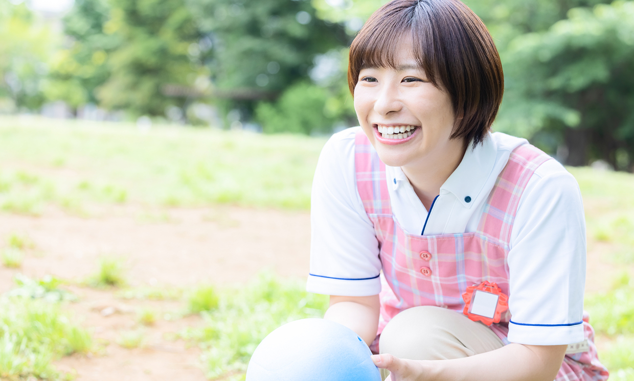 「あなたの笑顔が、子どもたちの未来を照らす。」